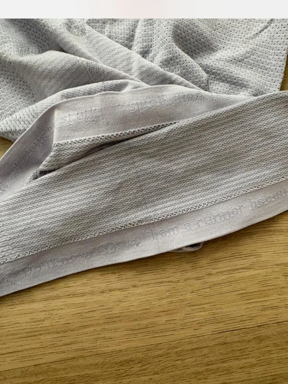 Lululemon Swiftly Tech Short Sleeve - Size 4